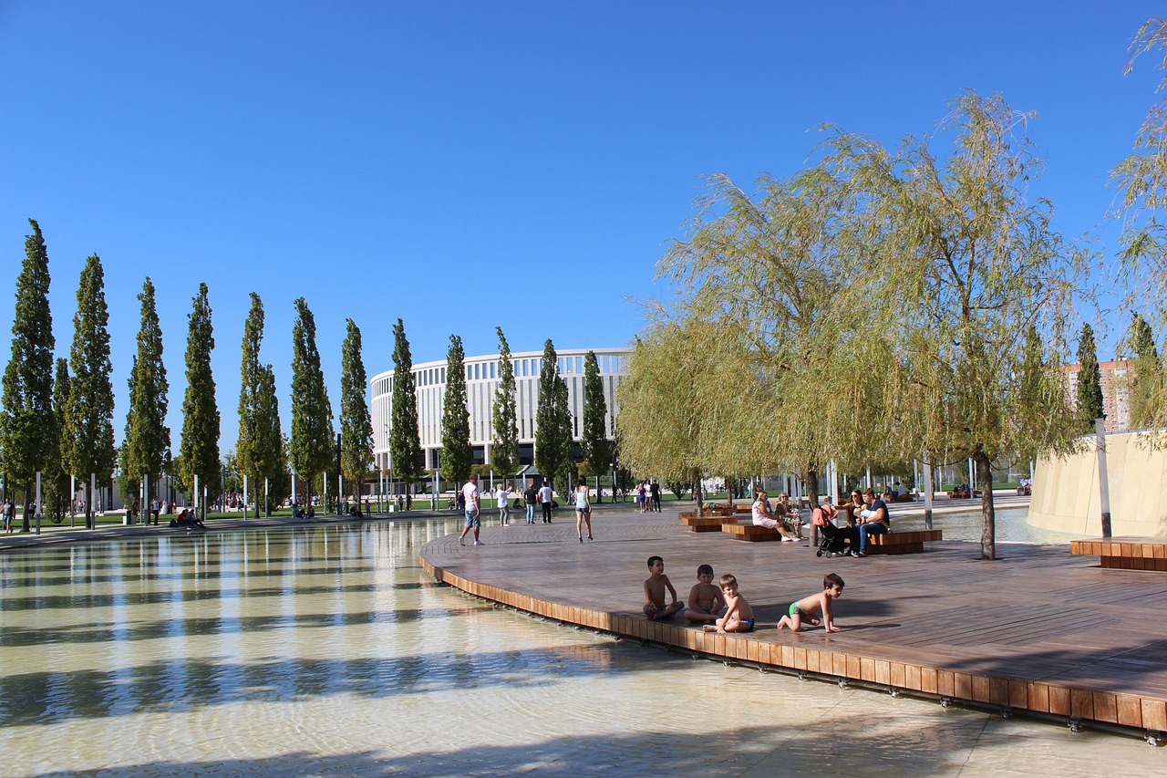 随着她的不 随着她的不